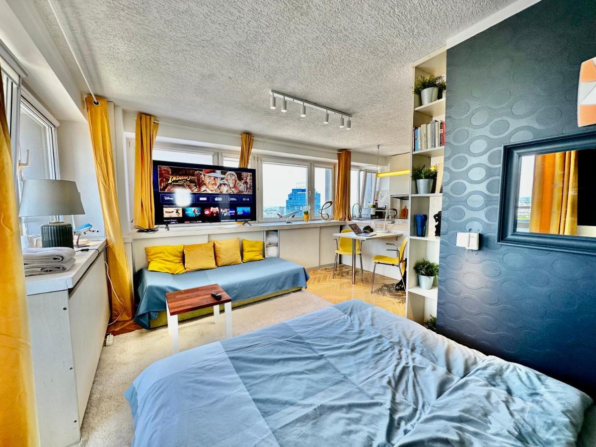 Sun Clima/Ac Metro X2 Fast Wifi 500 Mbs 70'Tv Netflix Appletv Hbo Διαμέρισμα Βαρσοβία Εξωτερικό φωτογραφία